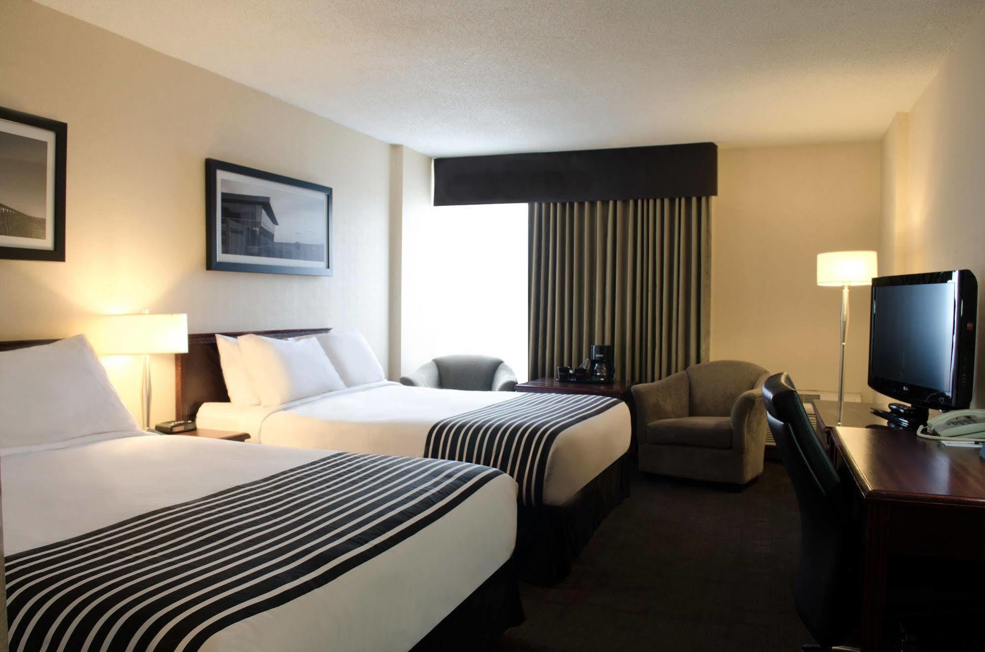 Sandman West Hotel
